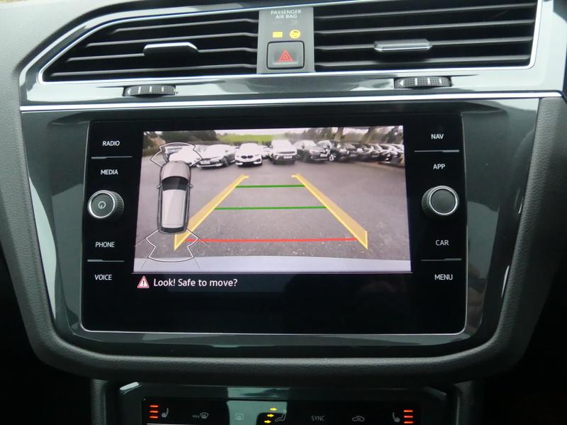 Volkswagen Tiguan Photo 873560ef-bfbd-4e47-91ed-736d3dcb97bb.jpg