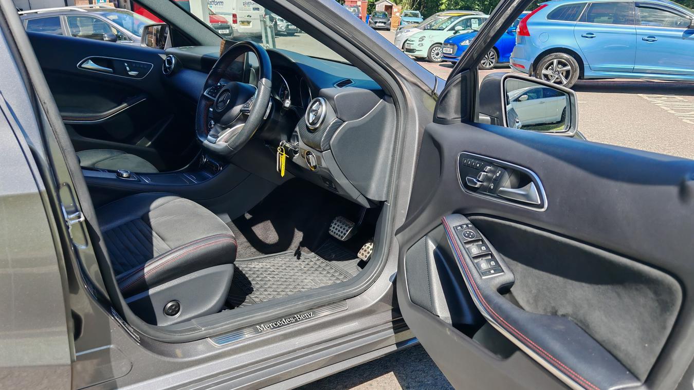 Used Mercedes-Benz A Class WH17FVU 12