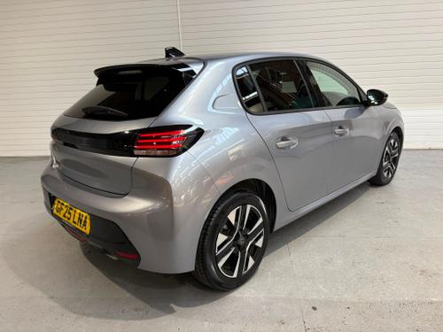 Peugeot 208 Photo 8739aea4-becd-422e-8fb6-acfcdb618afd.jpeg