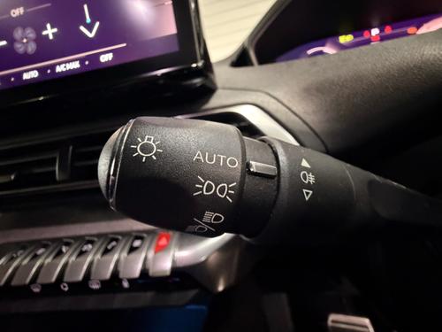 Peugeot 3008 Photo 873a40bf-b822-45b4-9640-56d9089d4189.jpeg
