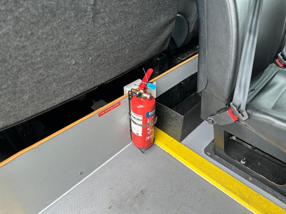 Ford Transit Photo 873e4085-3c1e-4df0-9cdf-e70a14b75e05.jpg