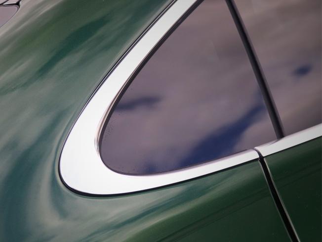 PORSCHE Taycan Photo 48