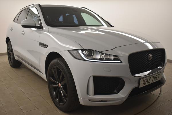 Used 2020 Jaguar F-PACE 2.0d [180] Chequered Flag 5dr Auto AWD White at SERE Motors