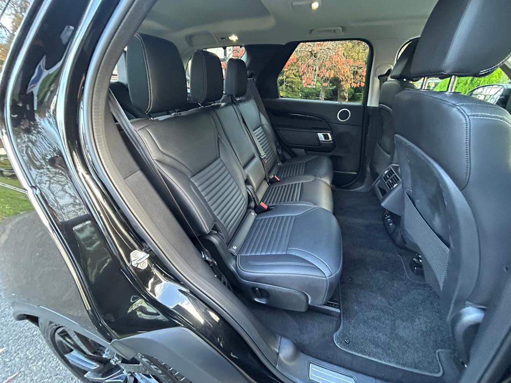 Used Land Rover Discovery YC24LPU 19