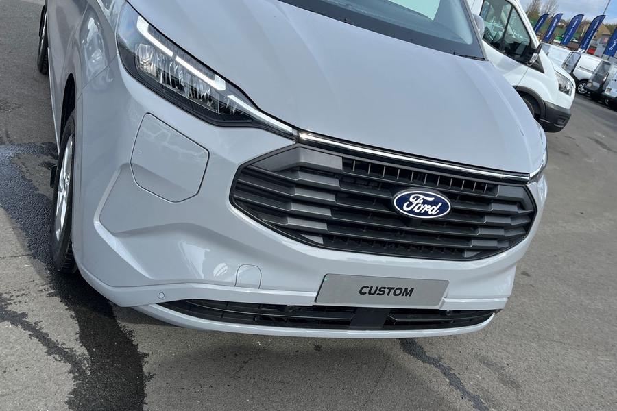 Ford TRANSIT CUSTOM Photo 879d7ad9-90a0-491f-b50b-19f550c7e71b.jpg