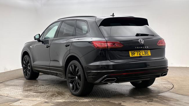 VOLKSWAGEN Touareg Photo 3
