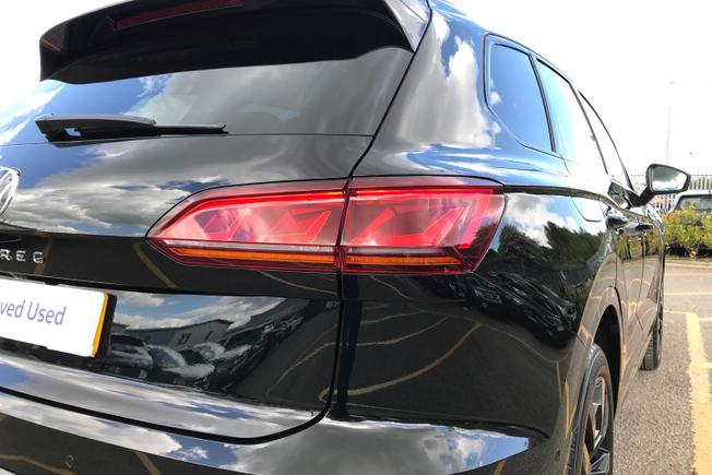 Volkswagen Touareg Photo 18