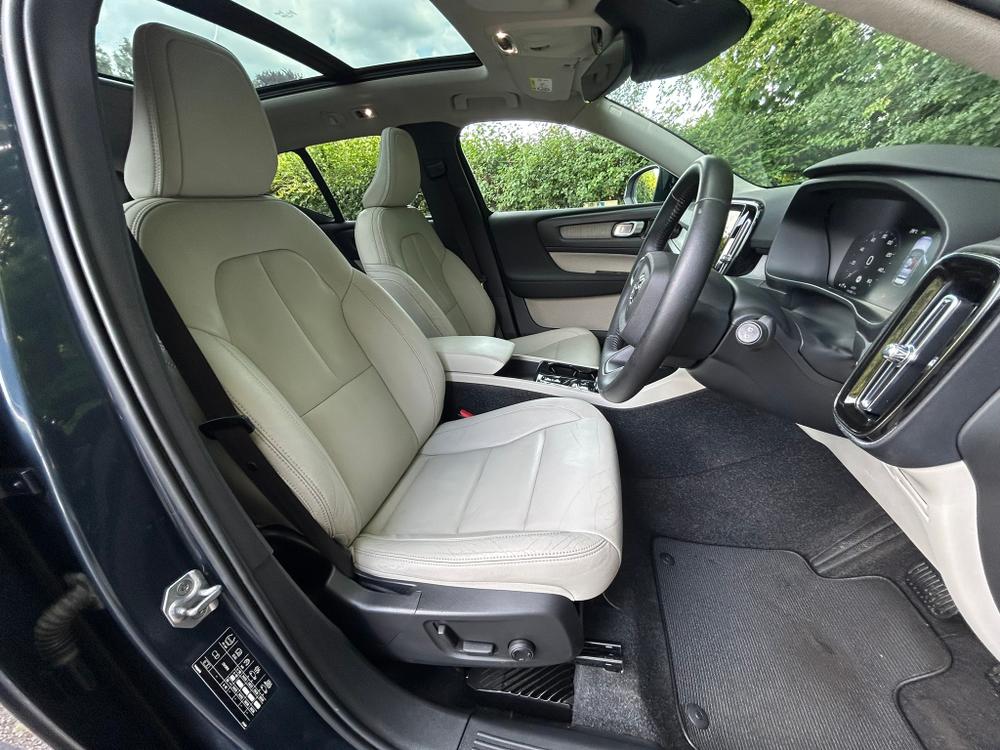 Used Volvo XC40 HG70AAO 23