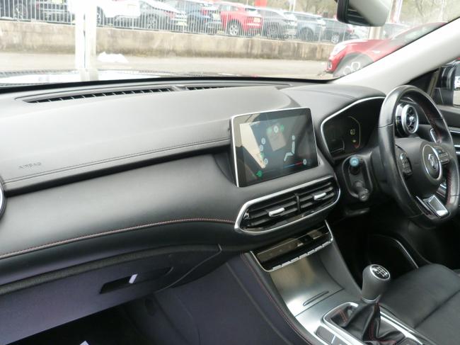 MG MG HS Photo 87b7f6aa-a77e-41d5-b7ea-3bad06c3d580.JPG