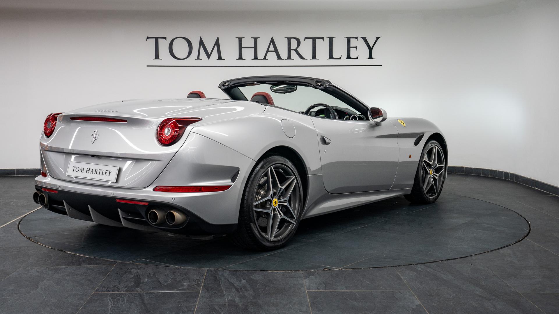 Ferrari California Photo 87c06000-8a17-4bff-8d44-fcc335759991.jpg