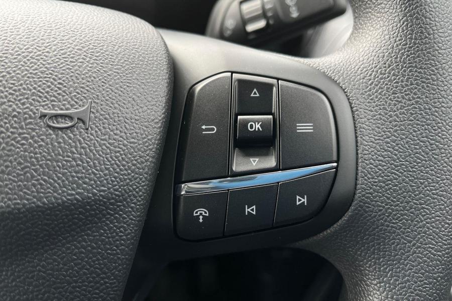 Ford TRANSIT COURIER Photo 87f02035-aff5-49b7-bd13-48065c8955e3.jpg