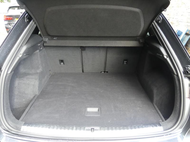 Audi Q3 Photo 87f9ad1e-0fb8-43a2-a2d0-65435a9c321d.jpg