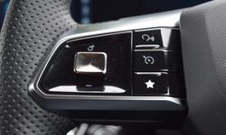 MG MOTOR UK HS Photo 15