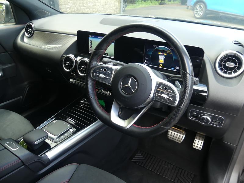 Mercedes-Benz GLA Photo 8807e34e-4953-4224-a826-0e52f10788c5.jpg
