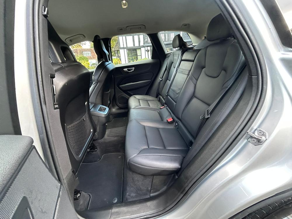 Used Volvo XC60 GY18DBO 32