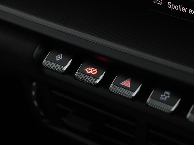 PORSCHE 911 Photo 27