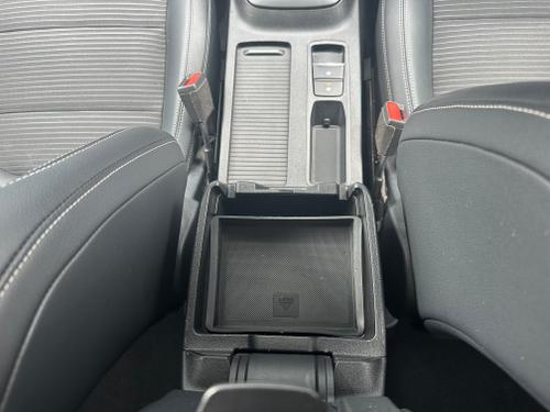 Ford Kuga Photo 88689ba8-aa4c-4738-b6dd-b9cd45269c36.jpeg