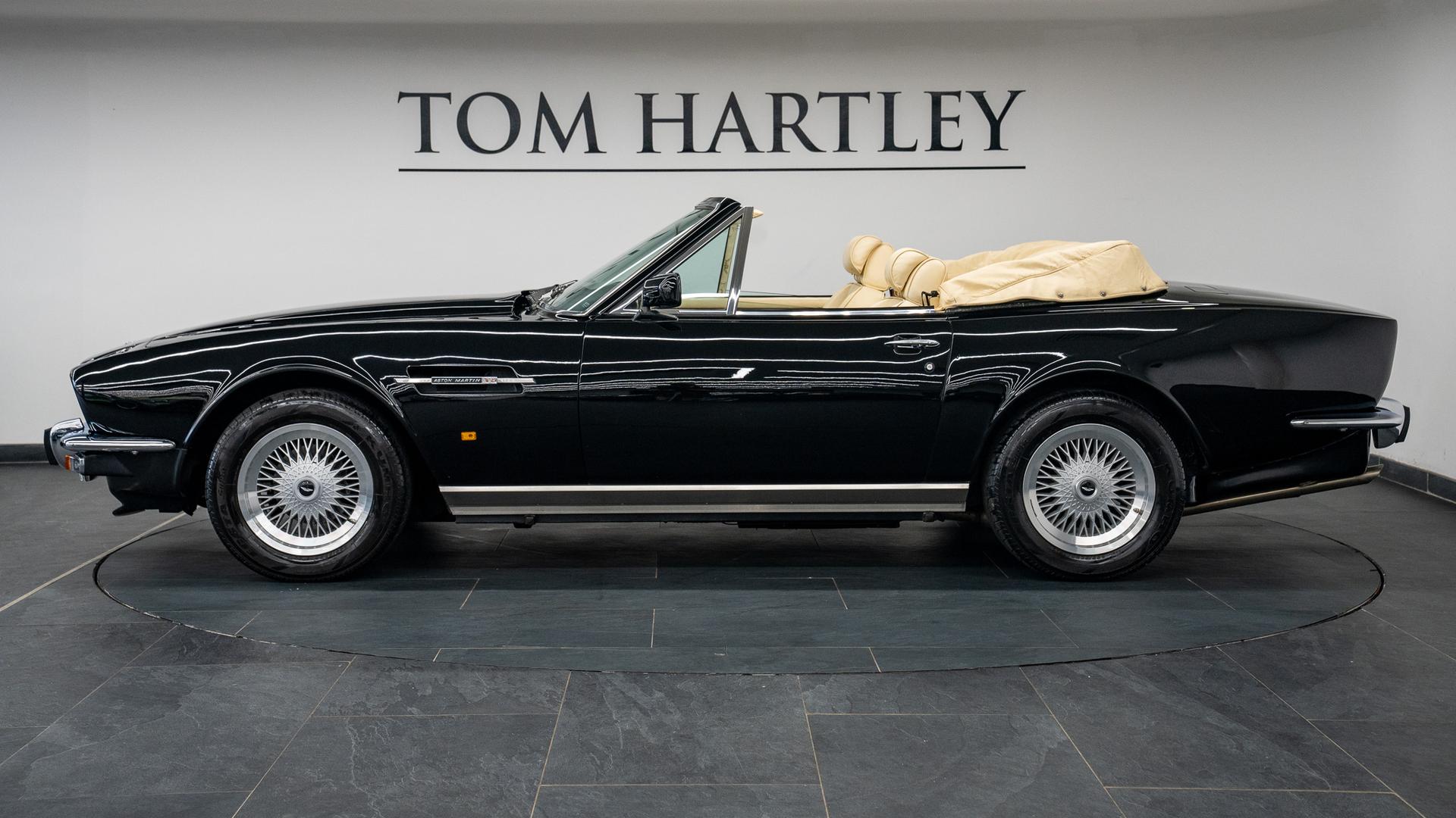 Aston Martin V8 Photo 889640c7-b417-4df3-840a-44619865175b.jpg