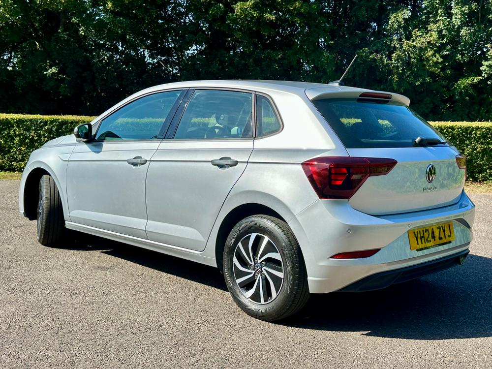 Used Volkswagen Polo YH24ZYJ 6