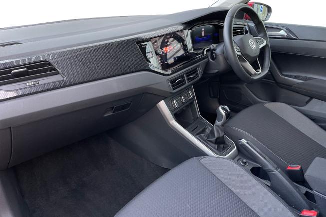 VOLKSWAGEN Polo Photo 2