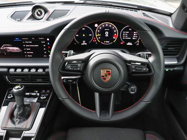 PORSCHE 911 Photo 50