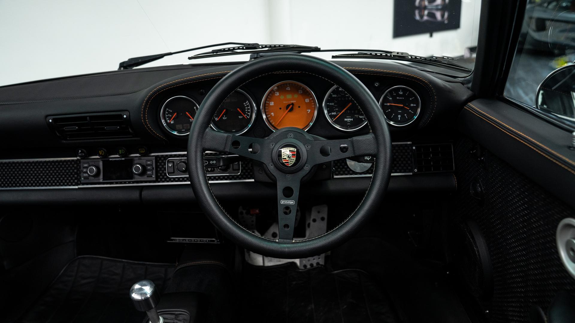 Porsche 911 Retro Works Photo 89064b5d-91ae-44d8-a3b6-1b8c27b8dde0.jpg