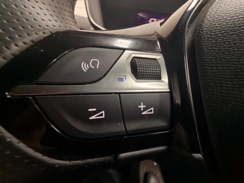 Peugeot 208 Photo 890b7aff-ebbb-41de-990d-7dc4451bb9cd.jpeg