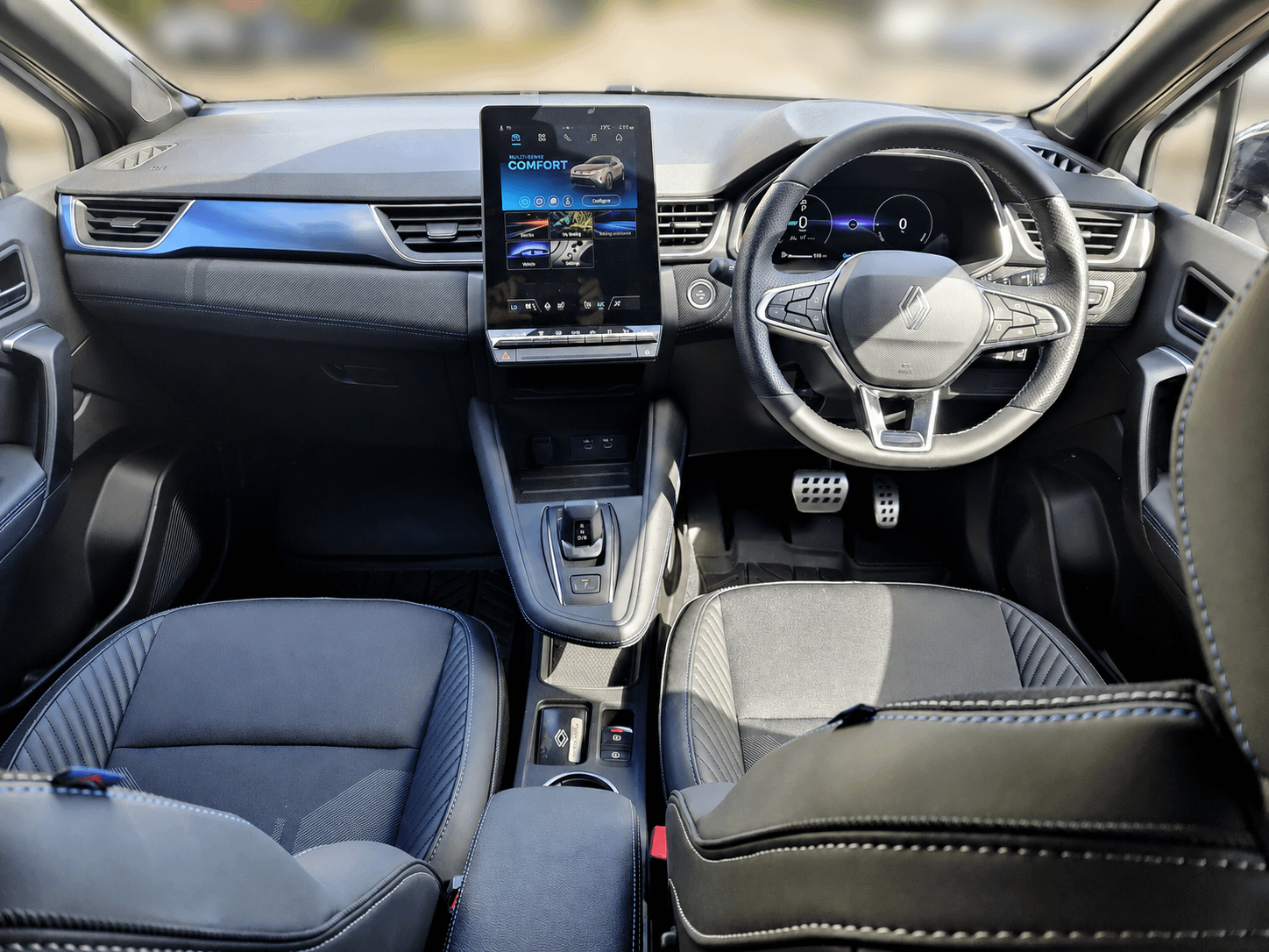 Renault Captur Photo 890ee4dd-d40f-497e-8c79-dadd88f8ceb3.jpg