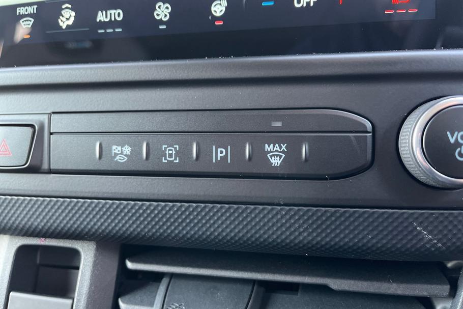 Used Ford TRANSIT CUSTOM L1DCIVMSRT10 24