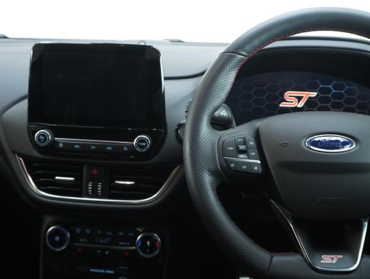 Ford Puma Photo 892a2c6e-5ebc-4cda-bcf1-69bab2f90289.jpg