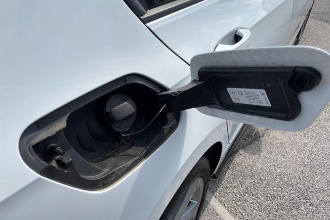 Volkswagen Golf Photo 25