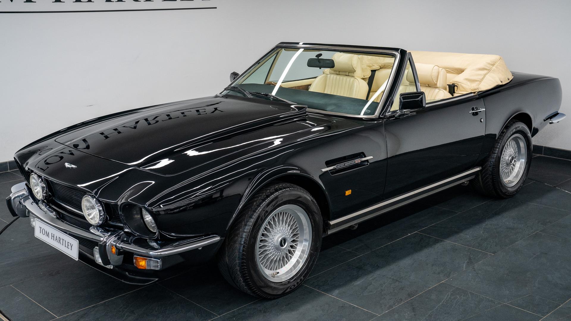 Aston Martin V8 Photo 895849d7-8997-41ff-815b-80544f4944a7.jpg