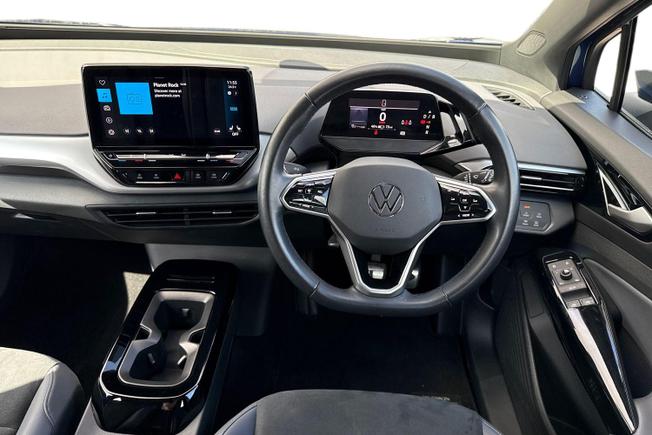 VOLKSWAGEN ID.4 Photo 13