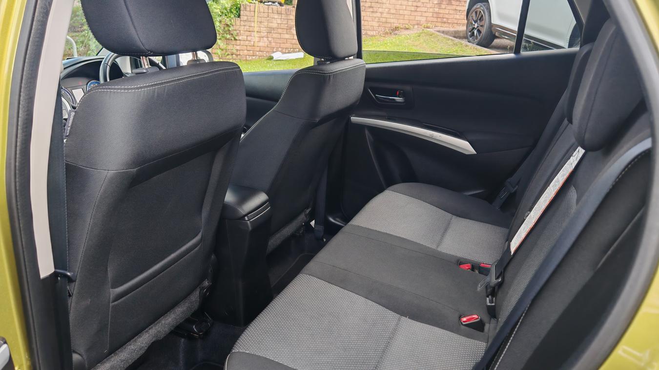 Used Suzuki SX4 S-Cross WD64ECT 18