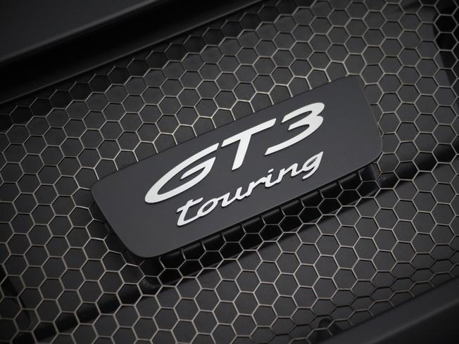 PORSCHE 911 Photo 9