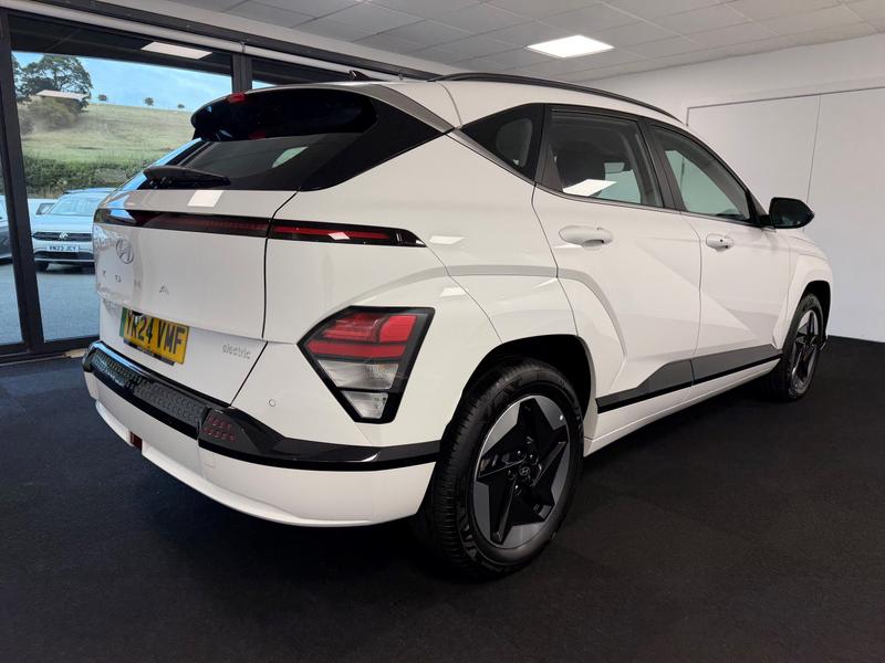 Hyundai KONA Photo 8977c8b8-1b05-48d9-a25f-77cb51646446.jpg