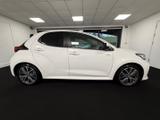Toyota Yaris Photo 3