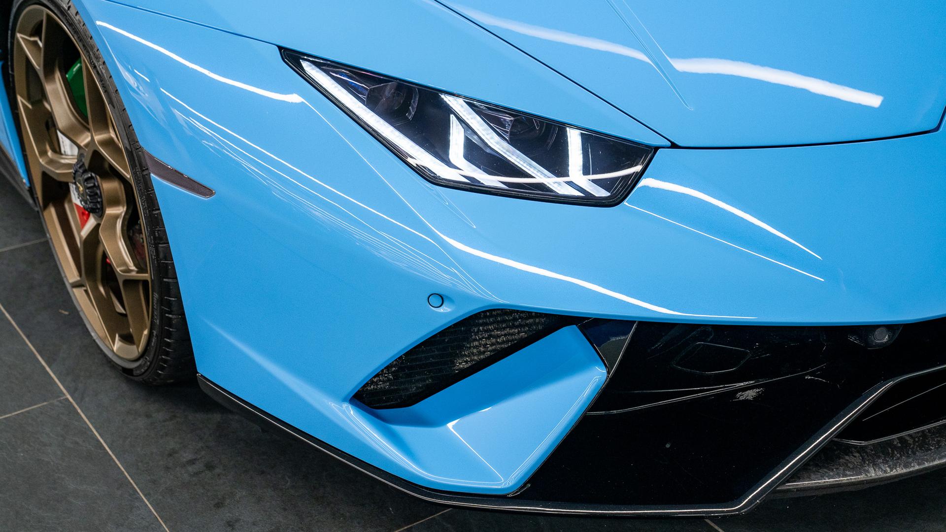 LAMBORGHINI Huracan Photo 898aea63-40a2-416f-9b4f-bef10d5d2aa5.jpg