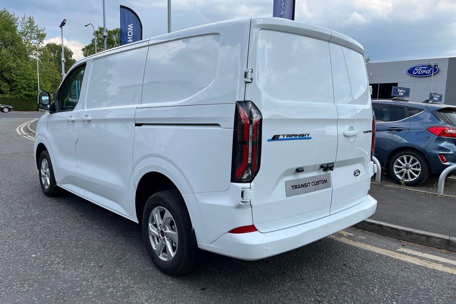 Used Ford E-TRANSIT CUSTOM CUSTOMBEV01 24