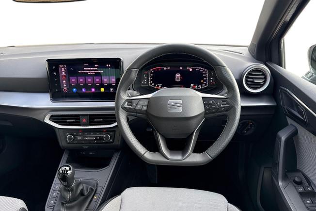 SEAT Ibiza Photo 11
