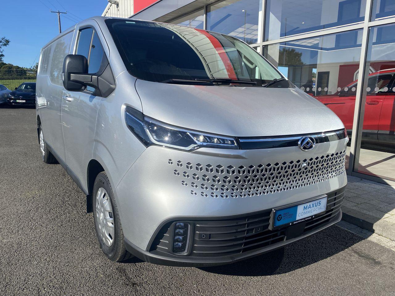 2026 MAXUS DELIVER 7 L2 FWD 2.0 D20 H1 150 - vehicle photo 3 for sale on PureCar