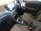 Volkswagen T-Roc Photo 19