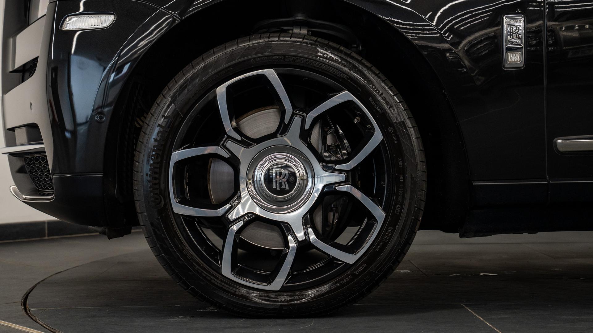 Rolls-Royce Cullinan Photo 89ca119a-c62c-4b90-b6e9-2c1e3e9286f0.jpg