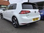 Volkswagen Golf Photo 1