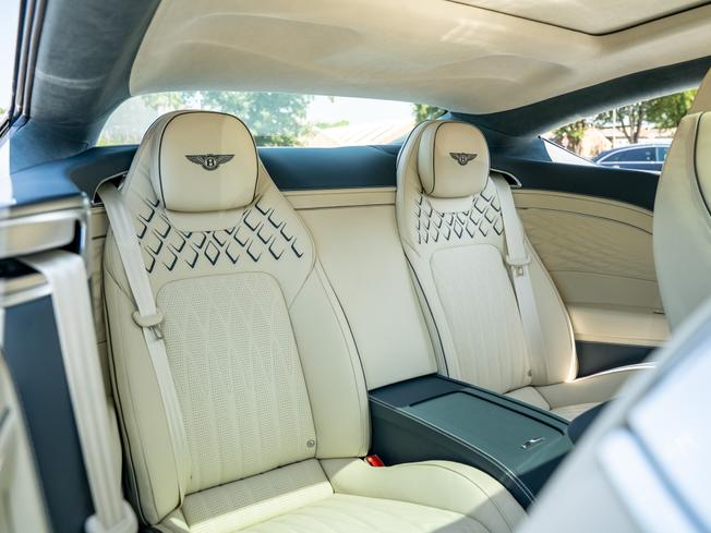 BENTLEY Continental GT  Photo 19