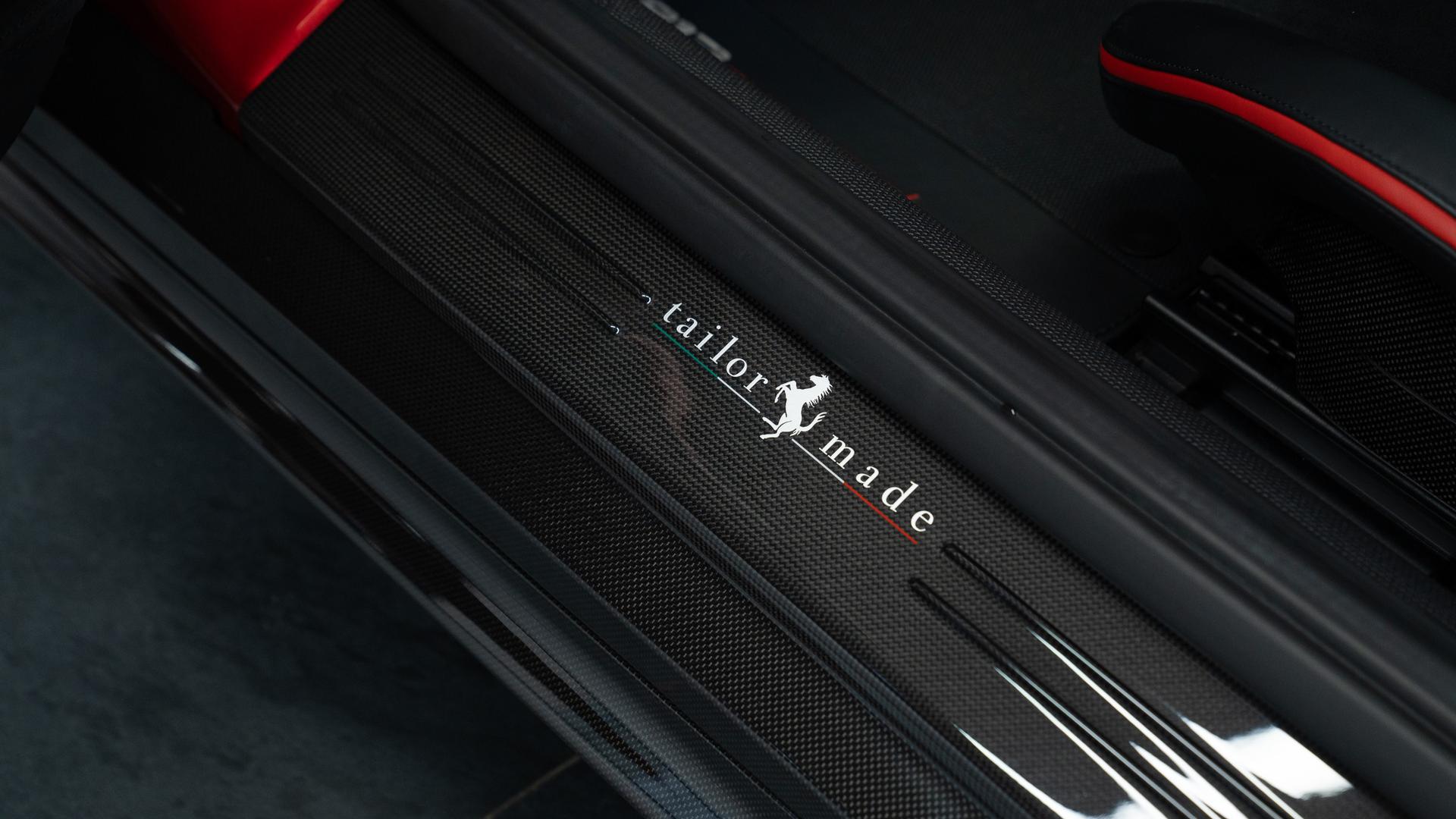 Ferrari 812 Superfast Photo 89ef6e4b-1284-4ccb-9fb6-d95caf1122dc.jpg