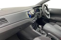 VOLKSWAGEN Taigo Photo 4