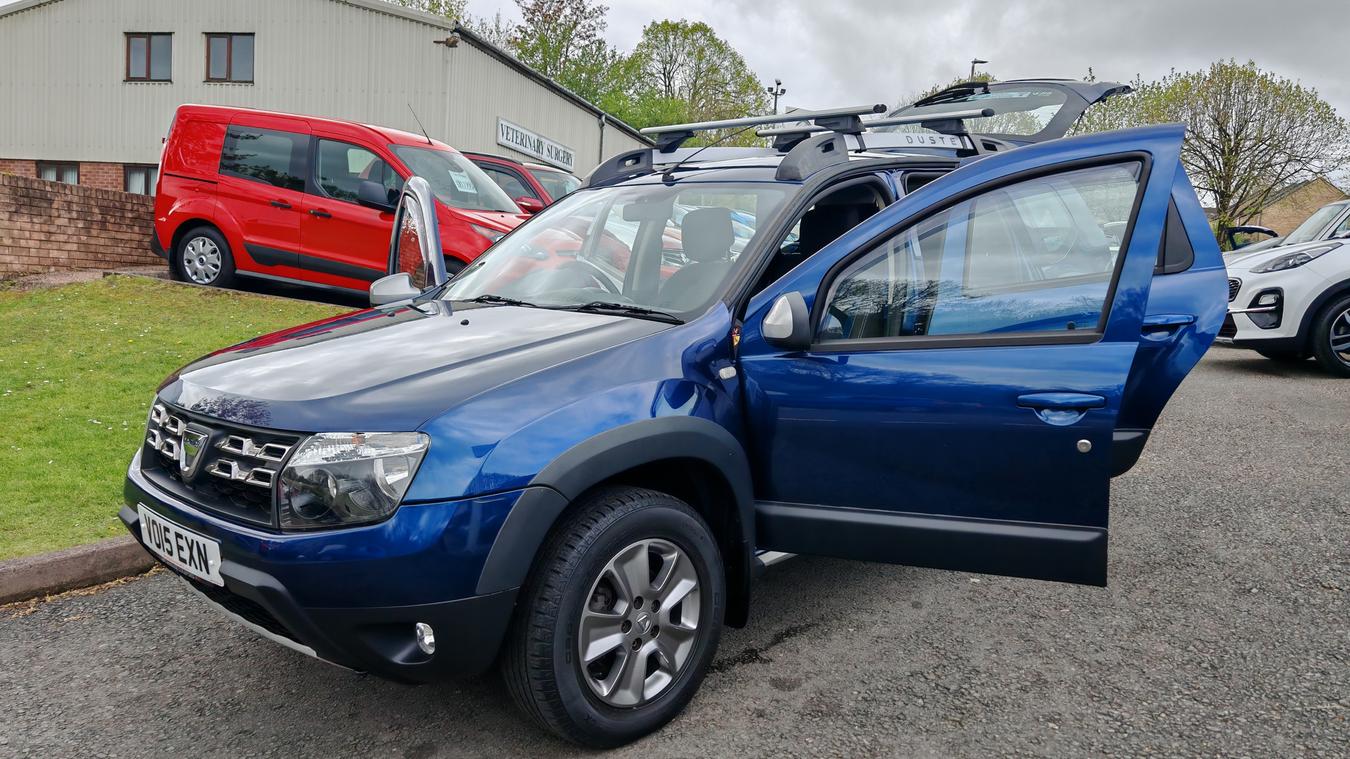 Used Dacia Duster VO15EXN 17