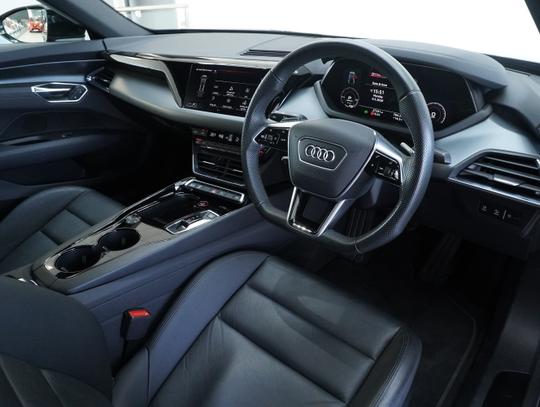 Audi e-tron GT Photo 89f99647-3620-48c6-ac3d-d56bfd6f17c4.jpg