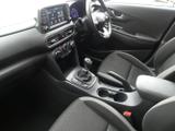 Hyundai KONA Photo 18